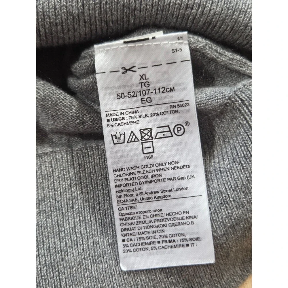 Banana Republic Luxury Blend Men's XL Silk Cashmere Long Sleeve Top Gray Ivory